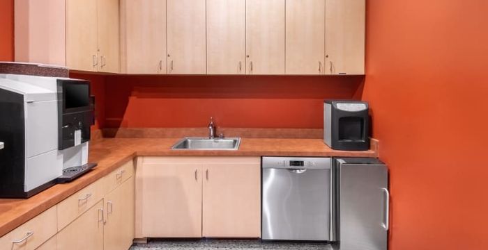 3200 Guasti Road, Ontario - Image 5