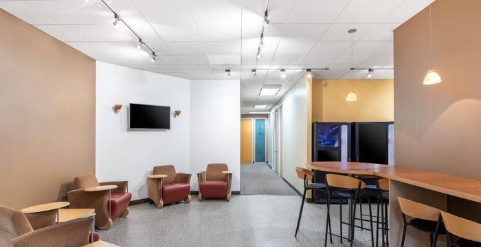 3200 Guasti Road, Ontario - Image 4