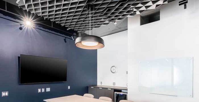 685 Centre Street Sw, Calgary - Image 4