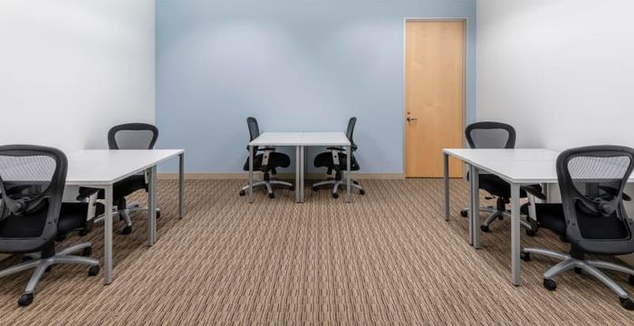 Farmers Plaza - Image 2