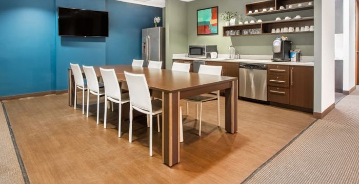 American Center East - Image 4