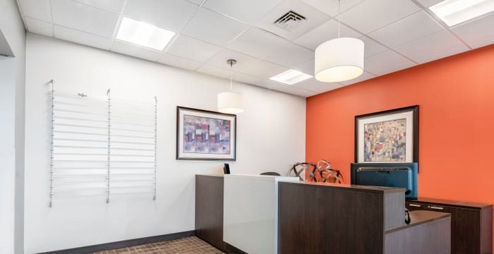 3190 3190 S Vaughn Way, Aurora - Image 2