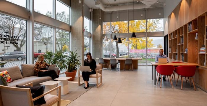 460 Doyle Ave, Kelowna - Image 2