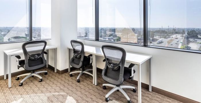 6 Centerpointe Drive, La Palma - Image 2