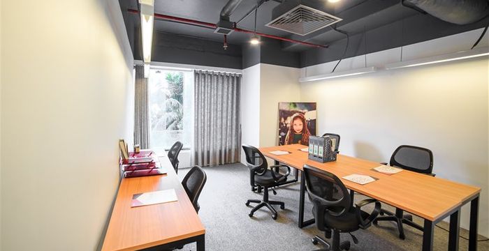 64 Preah Monivong Boulevard, Daun Penh District - Image 2