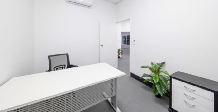 373 Chatswood Road, Shailer Park - Image 3