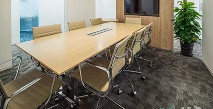 8 Xingyi Road, Changing District - Image 3