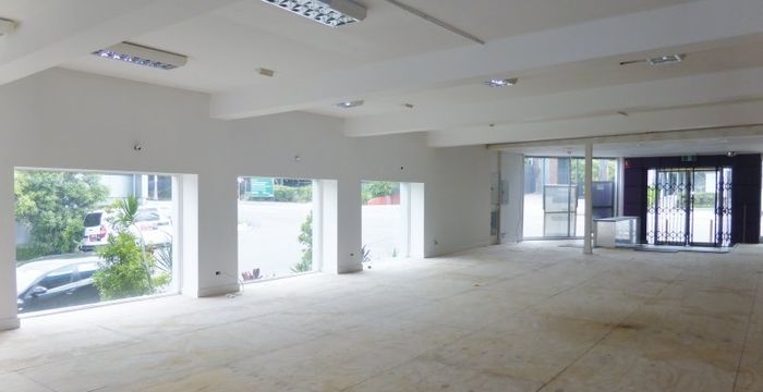 212 Logan Road, Woolloongabba - Image 3