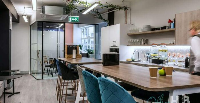 67 Clerkenwell Road, Farringdon - Image 4