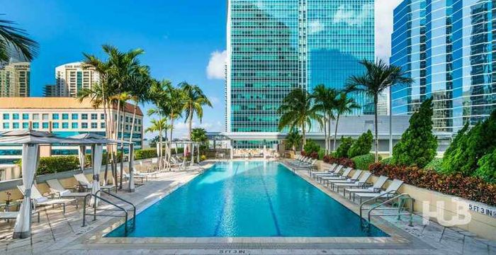 1395 Brickell Avenue, Miami - Image 4