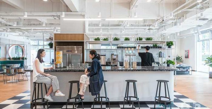 2000 Yishan Rd, Shanghai - Image 5