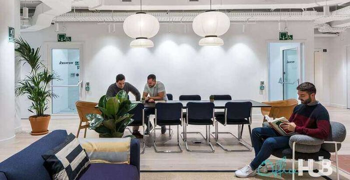 106 Calle De Francisco Silvela, Madrid - Image 5