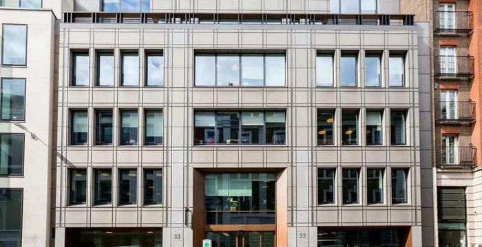 33 Queen St, London - Image 4