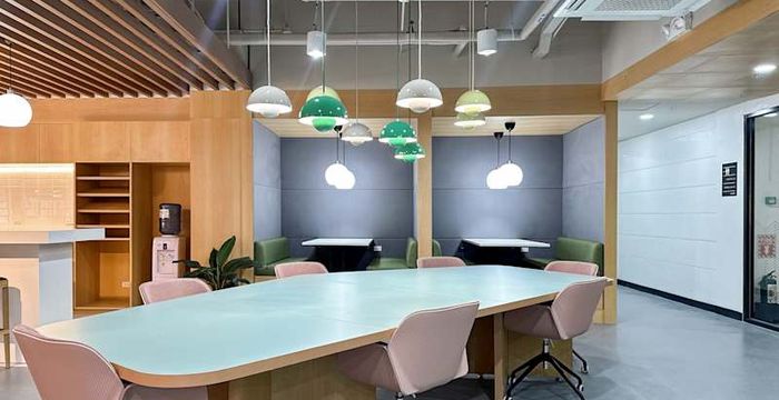 Ayala Avenue Makati Center, Makati - Image 2