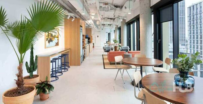 60 Grzybowska, Warsaw - Image 4