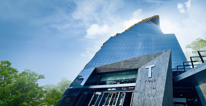 8 Soi Sukhumvit, Khet Khlong Toei Krung Thep Maha Nakhon - Image 5