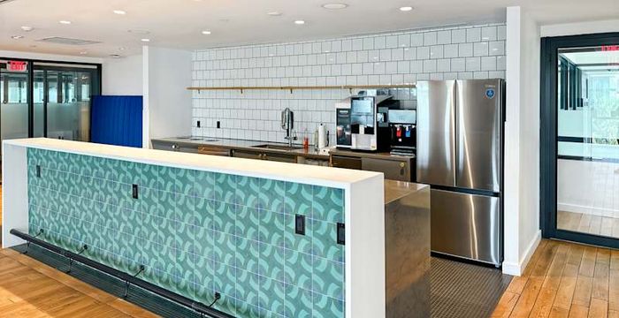 429 Lenox Ave, Miami - Image 3