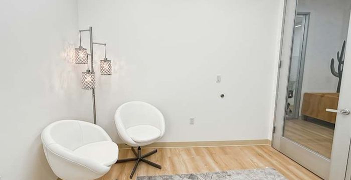 8990 Kirby Dr, Houston - Image 2