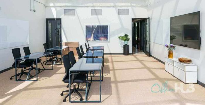 10585 Santa Monica Boulevard, Los Angeles - Image 3