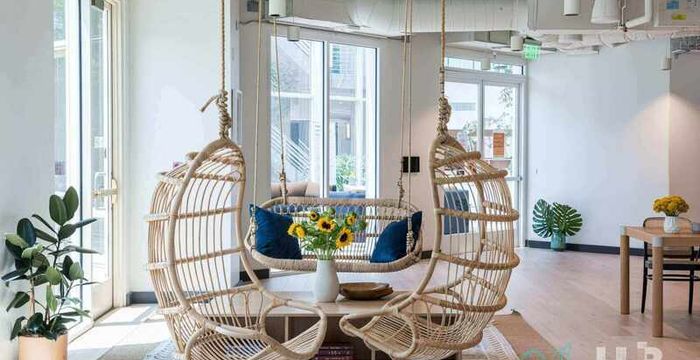 10585 Santa Monica Boulevard, Los Angeles - Image 5