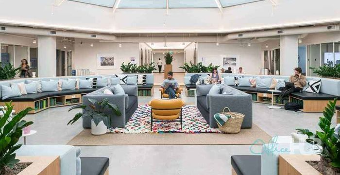 700 N San Vicente Blvd, West Hollywood - Image 2