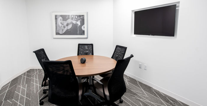 17250 Dallas Pkwy, Dallas - Image 2