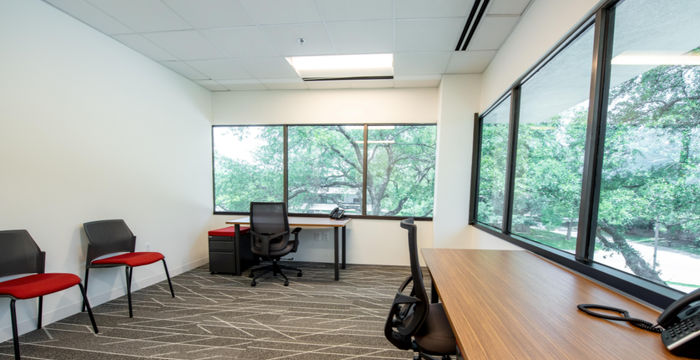 17250 Dallas Pkwy, Dallas - Image 2