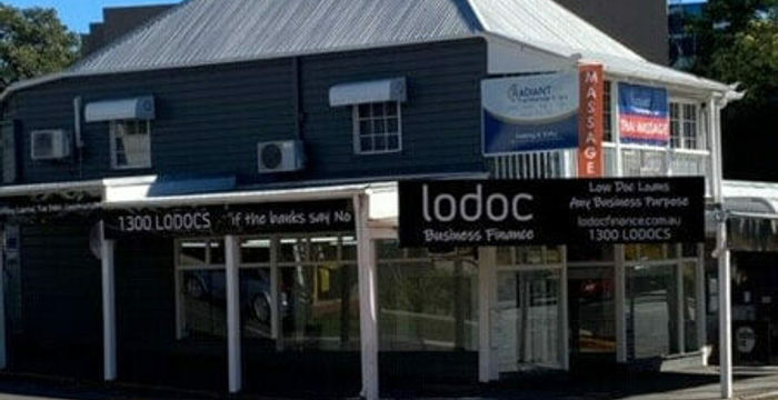 137 Logan Road, Woolloongabba - Image 4