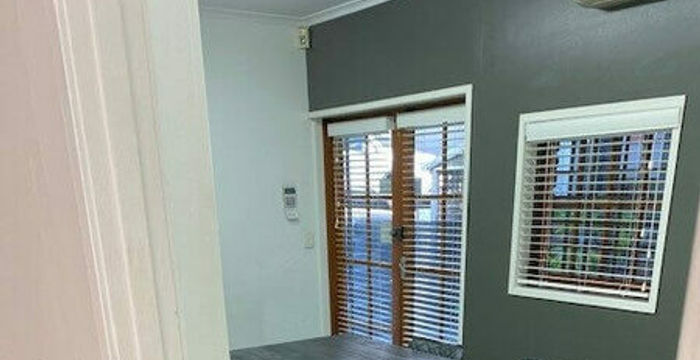 137 Logan Road, Woolloongabba - Image 4