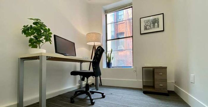 353 West 48th Street, New York - Image 3