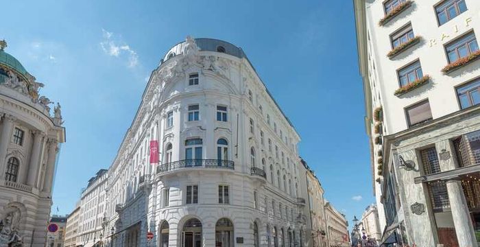 Le Palais, Vienna - Image 5