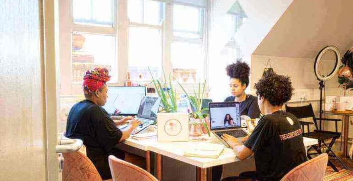 639 High Road, London - Image 4