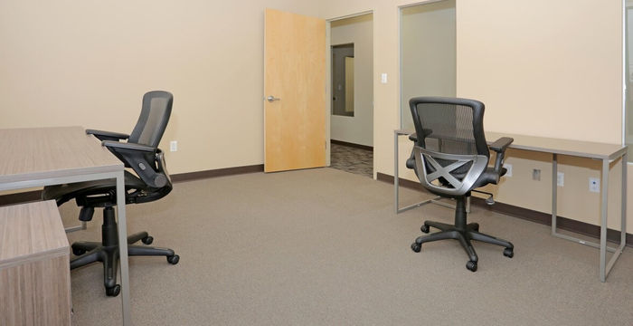 125 Michael Drive, Syosset - Image 4