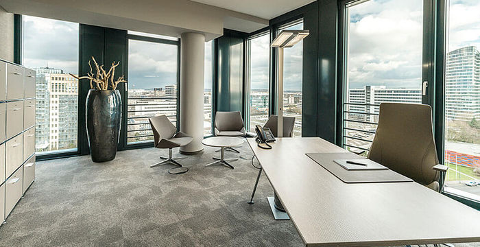 215 Kaiserswerther Straße, Dusseldorf - Image 3