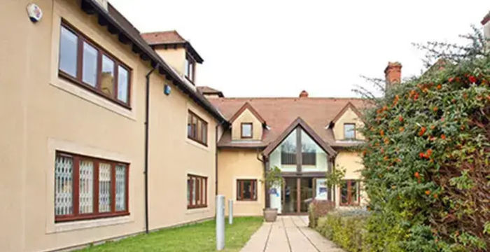 Northfleet, Gravesend - Image 4
