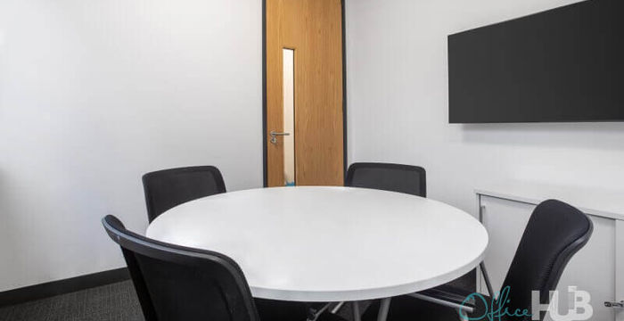 Gatehouse Way, Aylesbury - Image 2