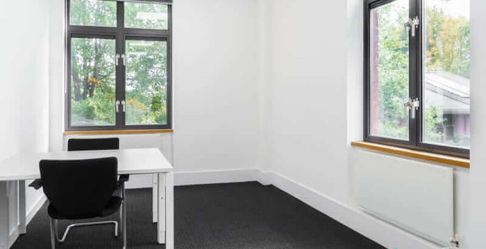 26 Kings Hill Avenue, West Malling - Image 4