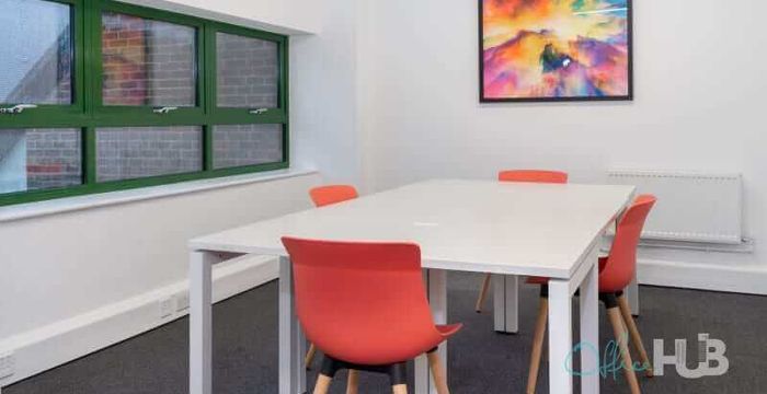 Pine Grove, Crowborough - Image 2