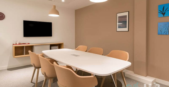 77 Fulham Palace Road, London - Image 5