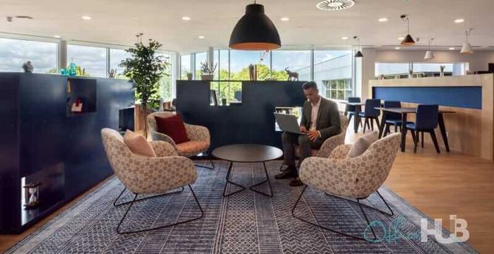 Wharfedale Road, Wokingham - Image 3