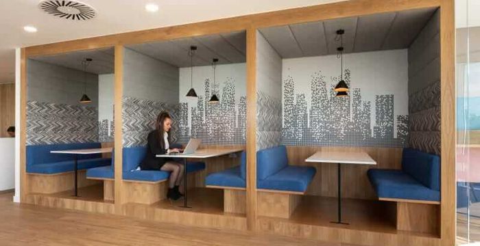 Wharfedale Road, Wokingham - Image 4