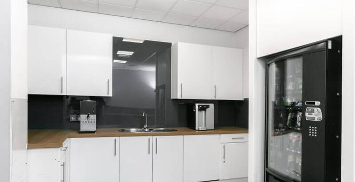 960 Capability Green, Luton - Image 4