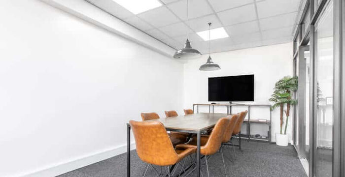 Andersons Road, Southampton - Image 4