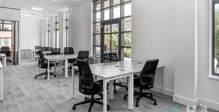 The Causeway, Staines - Image 5