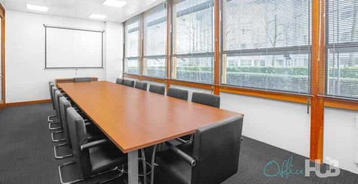 6-9 The Square, Uxbridge - Image 3