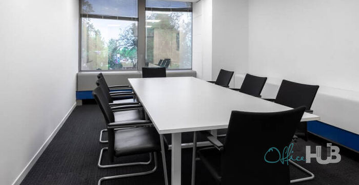 High Street, Potters Bar - Image 4