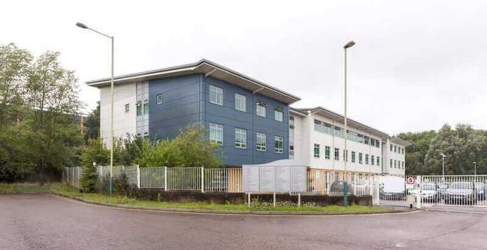 Rivermead Drive, Swindon - Image 4