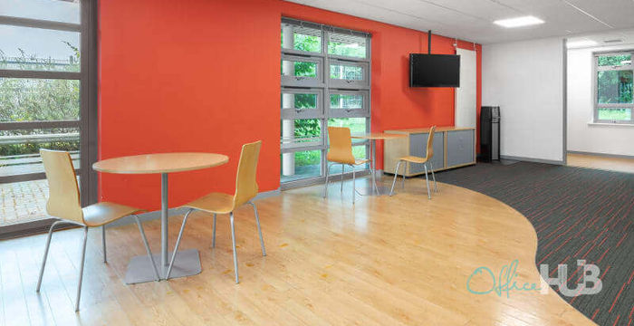 Rivermead Drive, Swindon - Image 2