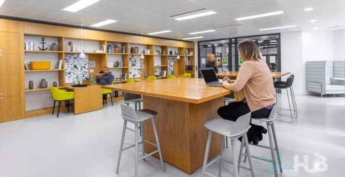 Third Avenue, Marlow - Image 5