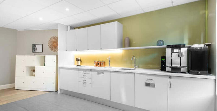 Oxford House - Image 2